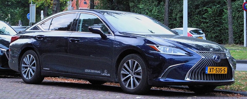 2019 Lexus ES